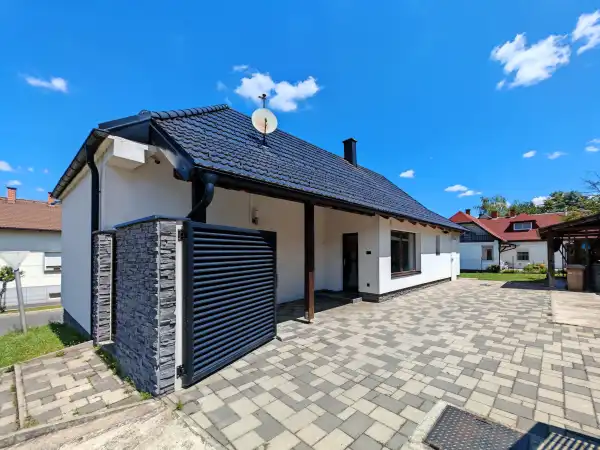 Eladó családi ház, Szentgotthárd 2 szoba 79 m² 72 M Ft